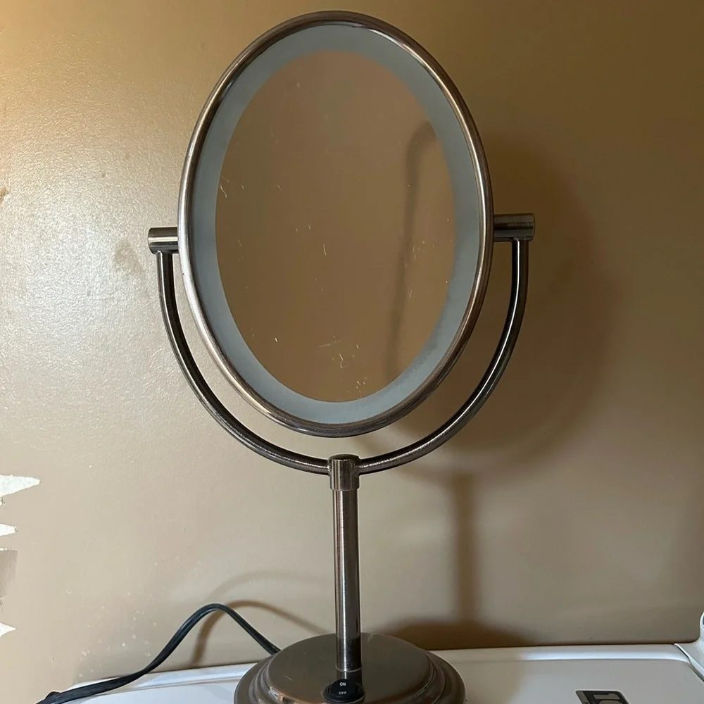 Mirror - Picture 7 of 12